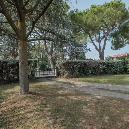 Ida - 2 Bedrooms With Private Garden